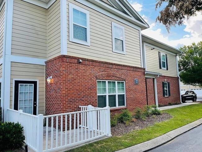 Primary Photo - 4102 Regency Ct
