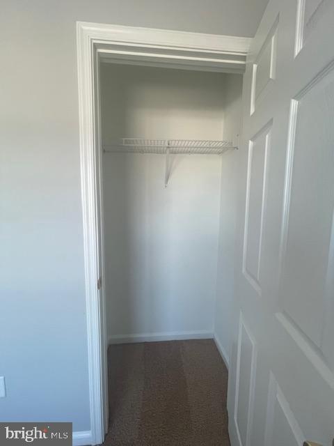 Building Photo - 25 Sir Thomas Ln