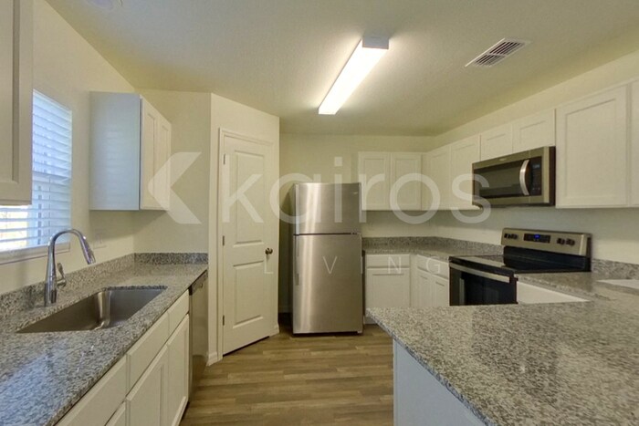 Building Photo - 1124 Ware Ave
