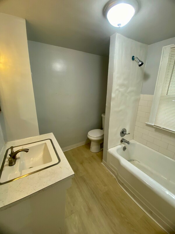 Building Photo - 94 Brighton Dr