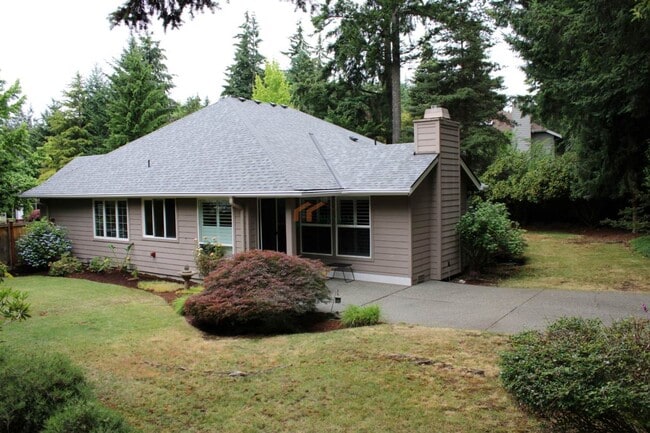 Building Photo - Spacious 3-Bedroom Home in the Gated Bridge Estate Community