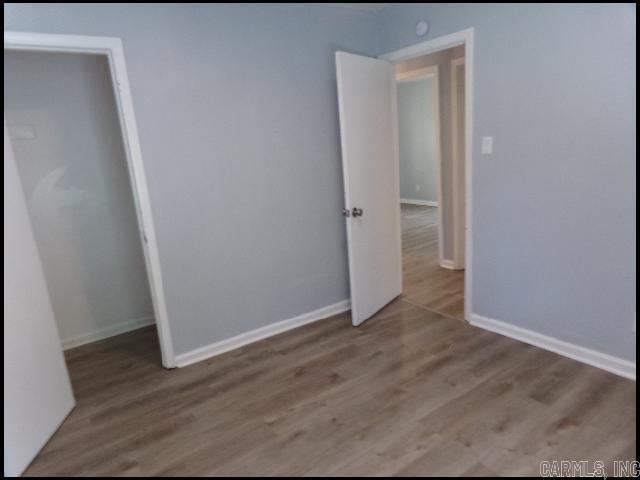 Building Photo - 4932 Longview Dr