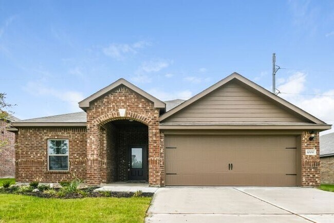 Building Photo - 1100 Wheatfield Ln