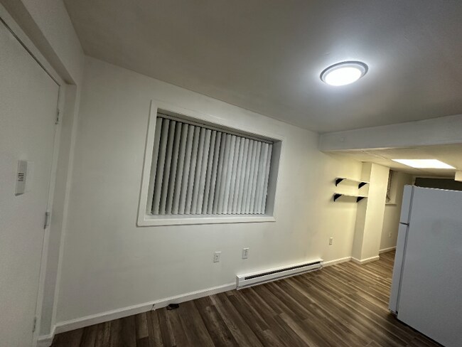 Building Photo - 411 McGuigan Pl