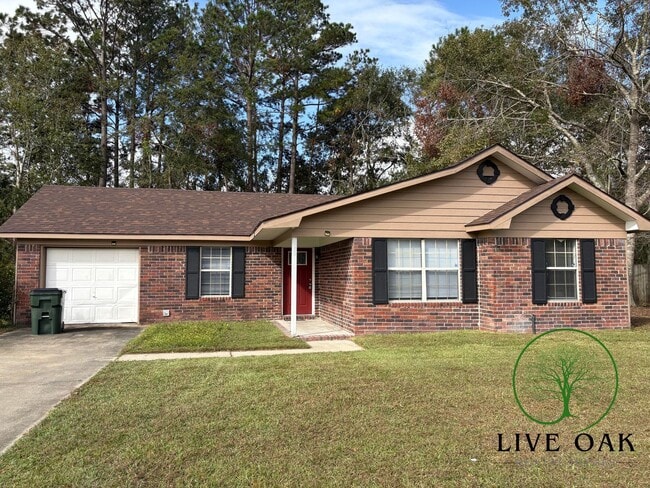 Building Photo - MOVE IN SPECIAL: $500 OFF 1ST MONTH'S RENT!**