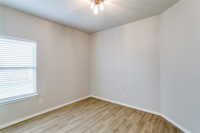 Building Photo - 4621 Lazy Oaks St