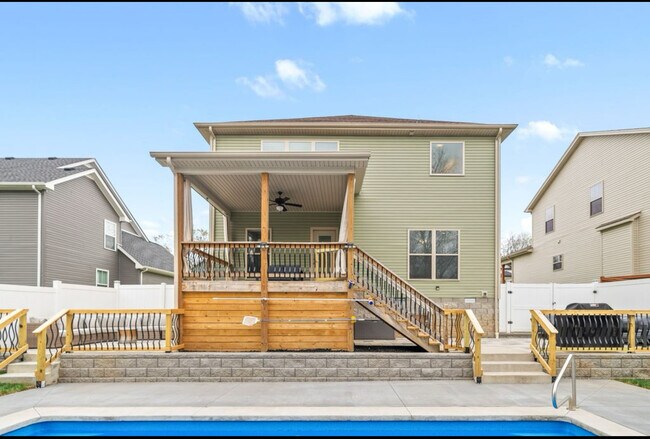 Building Photo - 1086 Spicer Dr