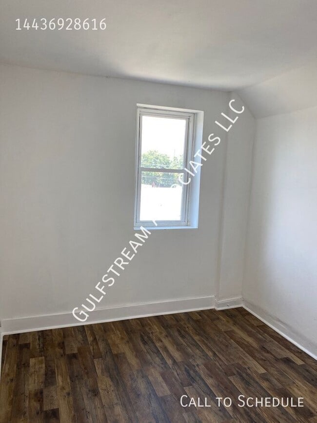 Building Photo - 2566 W Fayette St