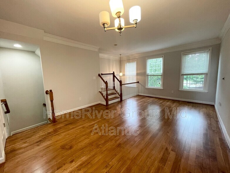 Building Photo - 42570 Magellan Square
