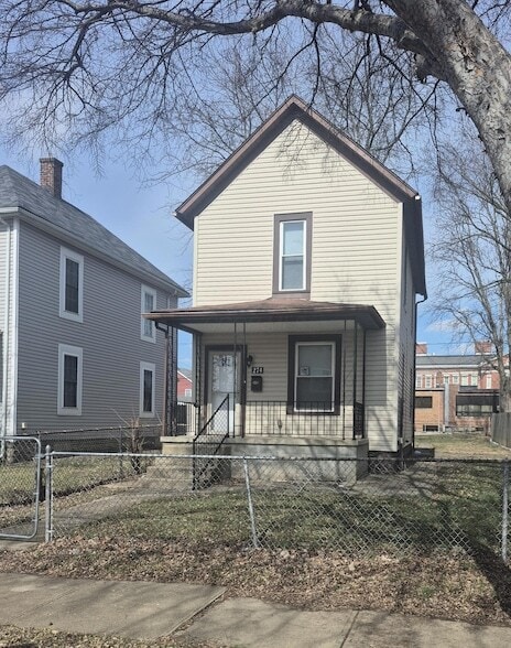 Building Photo - 274 E Barthman Ave