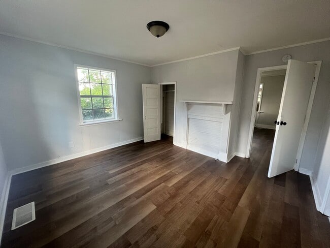 Building Photo - 1 bedroom 1 bathroom house in West Tuscaloosa
