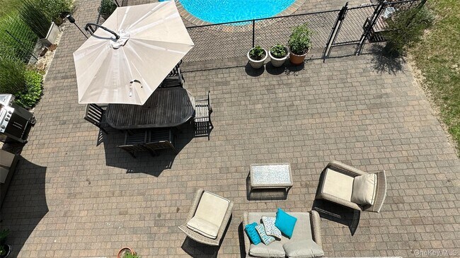 Building Photo - 18 Mountain Laurel Ln