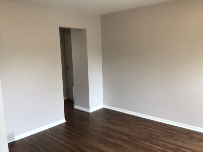 Building Photo - 1749 Quail Ct