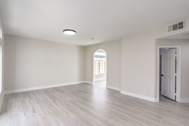 Building Photo - Luxury 5-Bedroom Home in Guard-Gated Community with 3-Car Garage