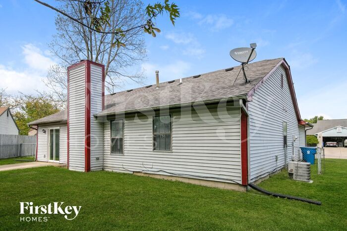 Building Photo - 5759 Pemberly Dr