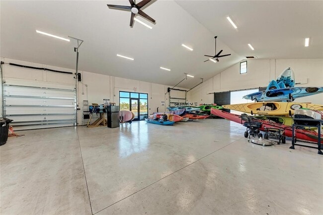 Building Photo - 1079 Waterline Ct