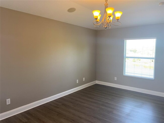 Building Photo - 4151 Knollpoint Dr