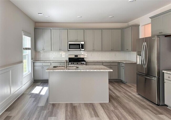 Building Photo - 40 Highfield Ln