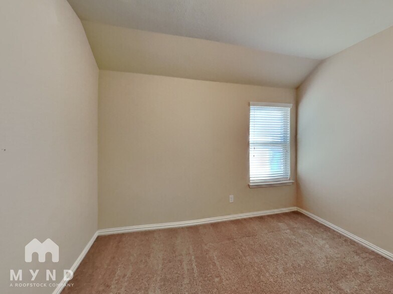 Building Photo - 16500 White Rock Blvd