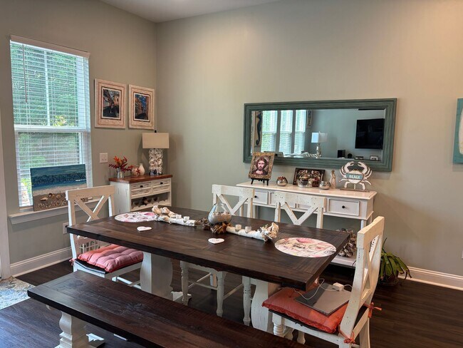 Building Photo - Spacious 4BR Townhome in Mount Pleasant | 2-Car Garage | Built 2020 | 2200 Sq Ft