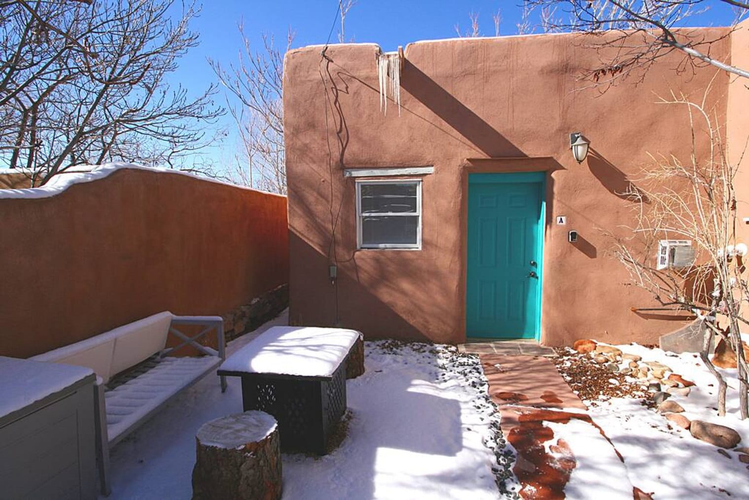 Building Photo - 250 Closson St