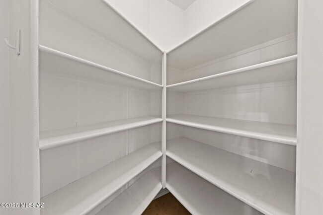 Building Photo - 9627 N Melandra Way
