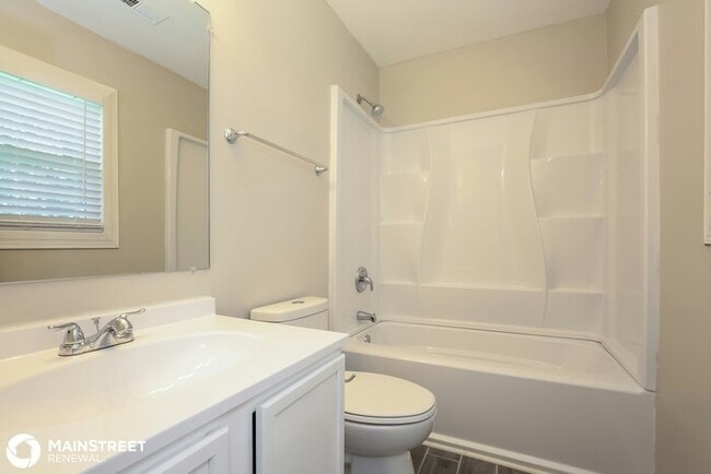 Building Photo - 402 Triumphant Rd