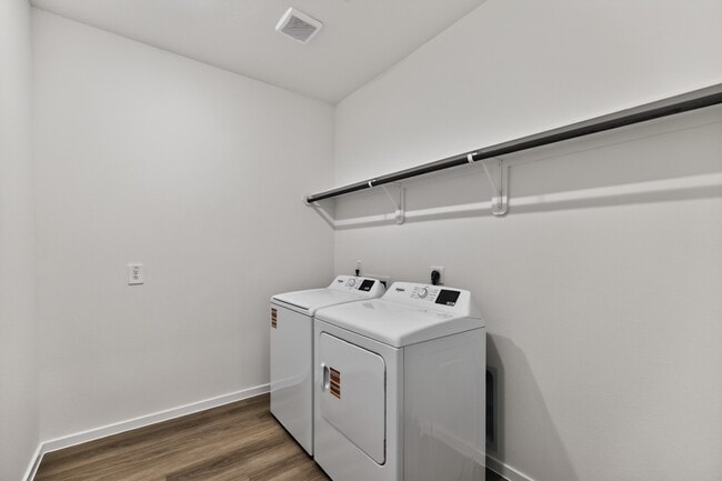 Building Photo - 3033 Brizzo Bch Ln