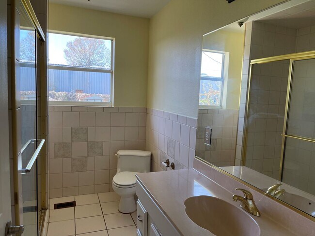 Building Photo - Charming 3-Bedroom Home in Ormond Beach