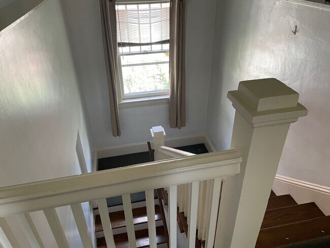 Building Photo - 2324 Orange Ave NW