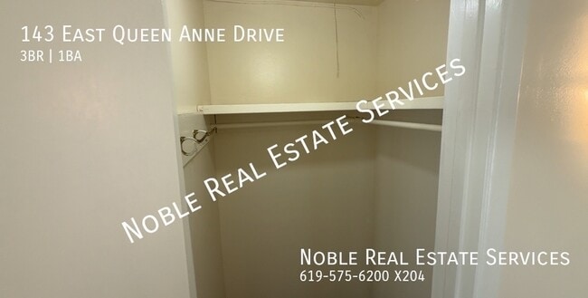 Building Photo - 143 E Queen Ann Dr