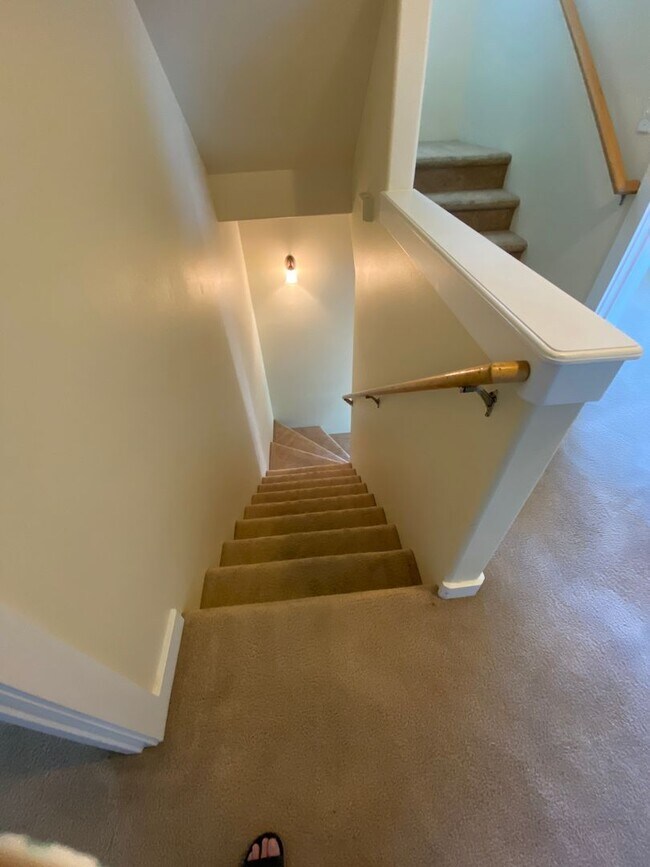 Building Photo - 1743 NE Lotus Dr