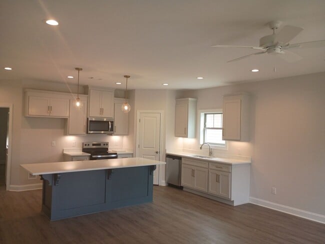 Building Photo - New Construction|Private Suites|Endless Possibilities