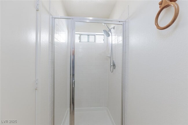 Building Photo - 109 La Suena Ct