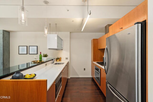 Building Photo - 1155 S Grand Ave