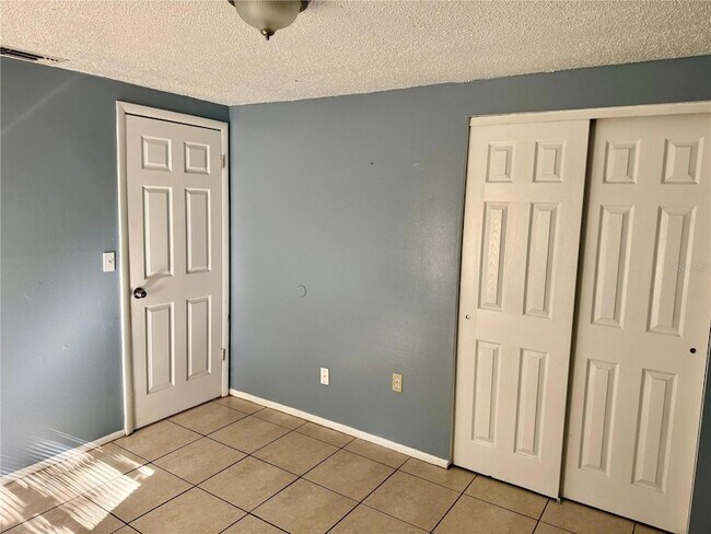 Building Photo - 2311 52nd Ave E