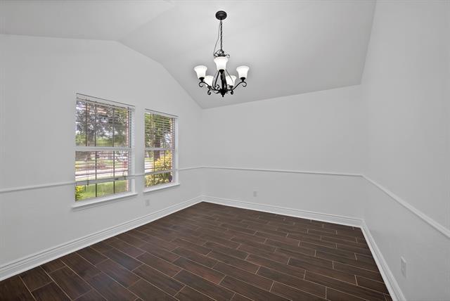Building Photo - 1002 Manassas Dr