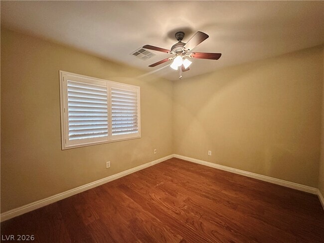 Building Photo - 4585 Grindle Point St