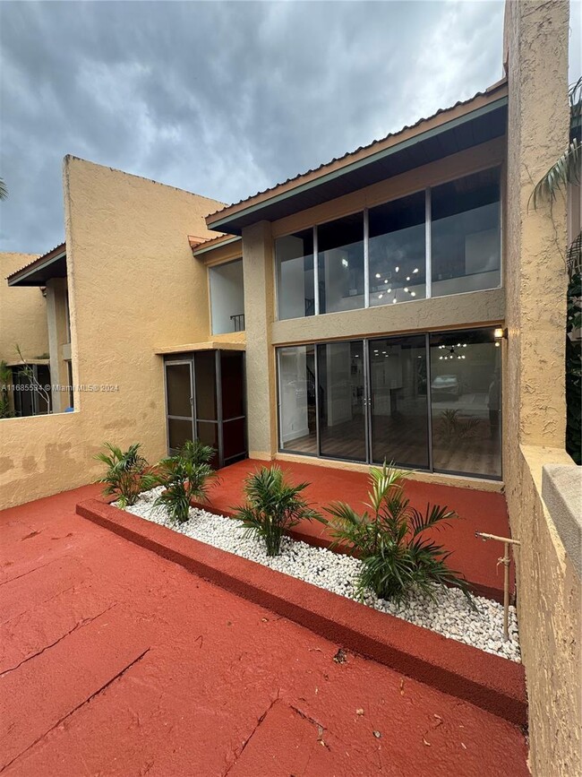 Building Photo - 761 E Coco Plum Cir