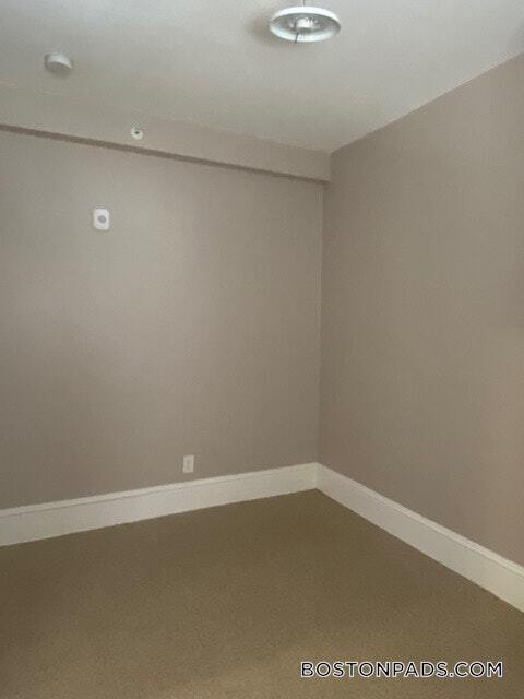 Building Photo - 66 Batchelder St