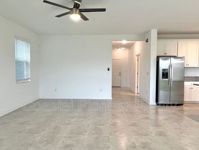 Building Photo - 7474 Yale Harbor Dr