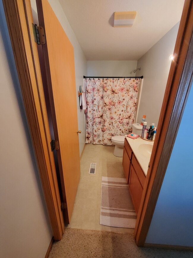 Building Photo - 117A Hialeah St