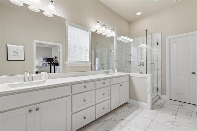 Building Photo - 775 Cameron Ct