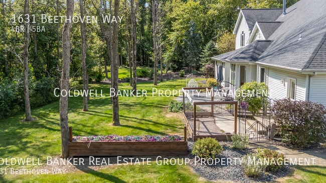 Building Photo - 1631 Beethoven Way
