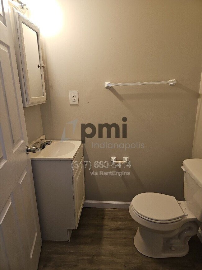 Building Photo - 403 Wallace Ave