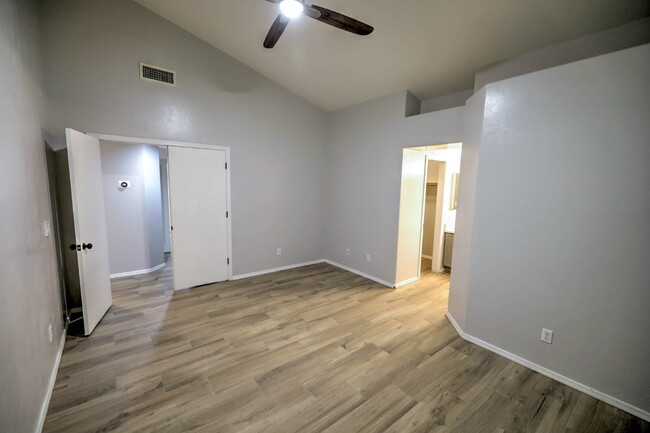 Building Photo - Smart East Side 3 Bedroom Home with EV cha...