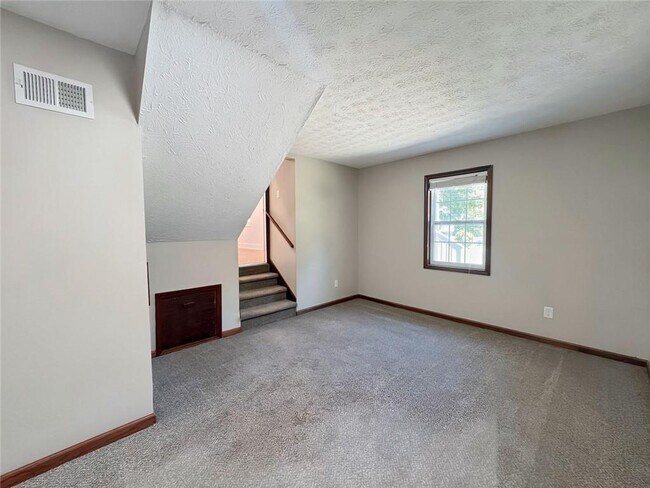 Building Photo - 2688 Shetland Ln