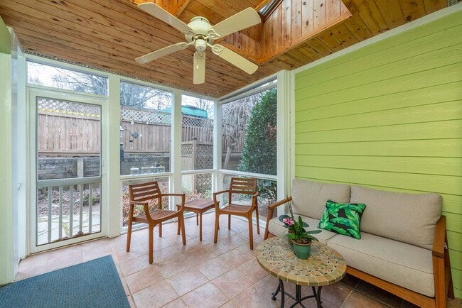 Building Photo - West Asheville Rental! Co-housing Development