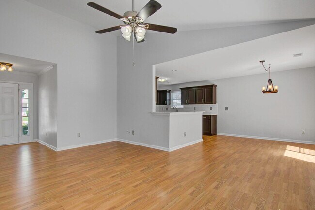 Building Photo - 5328 Tidewater Dr