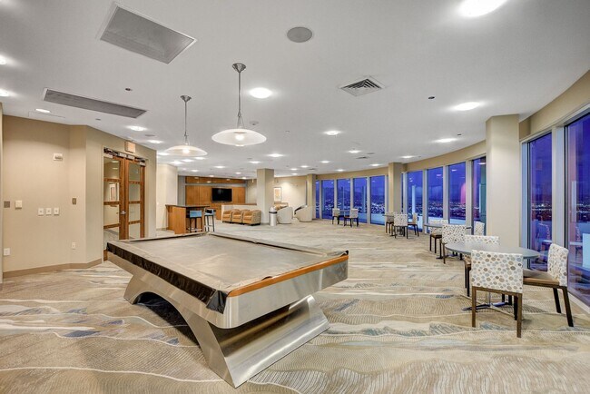 Building Photo - Newport Lofts 1502